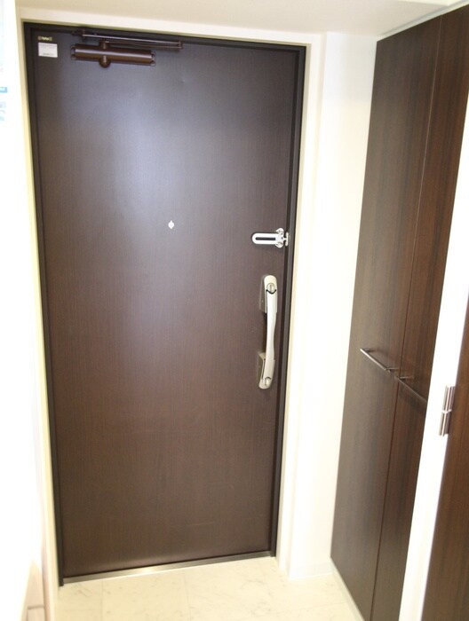 玄関 カスタリア京都西大路