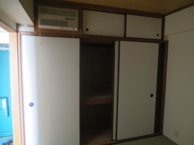 収納 中島マンション