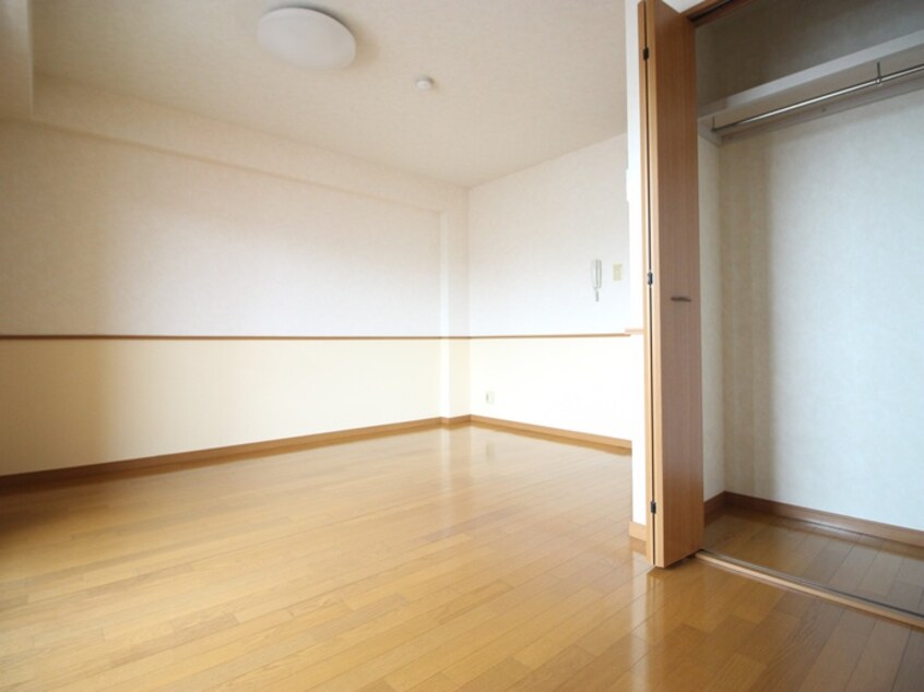 居室 モンサンルージュ
