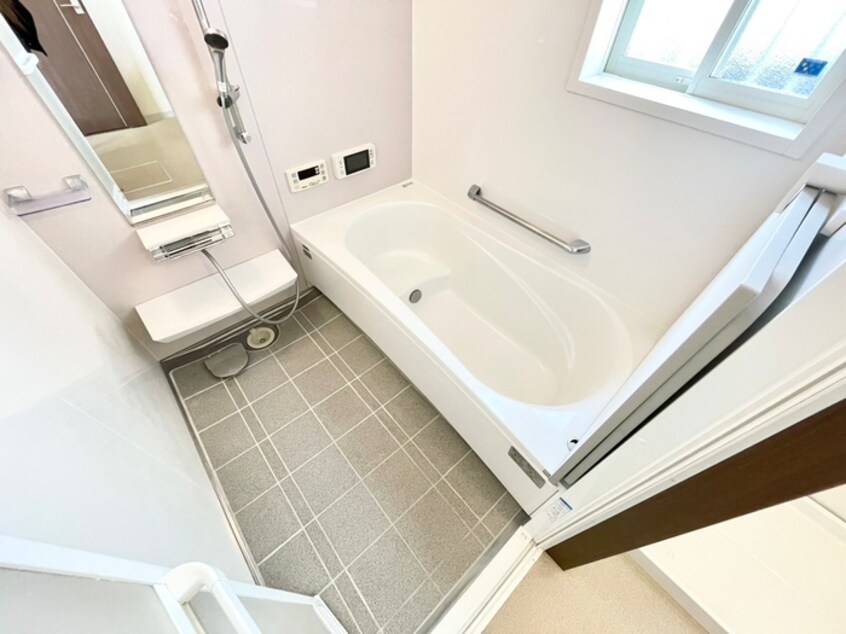 バス／シャワールーム等 納所下野貸家