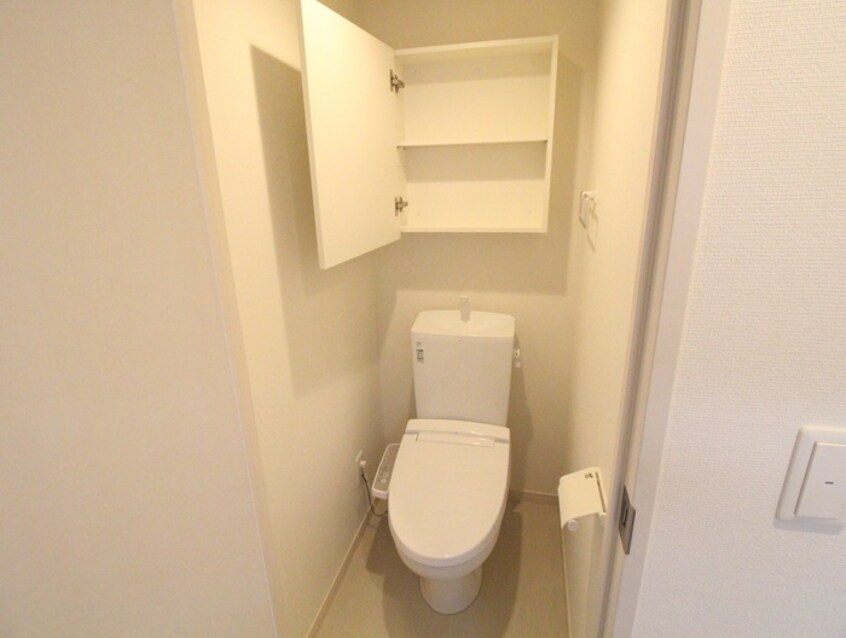 トイレ リブリ・芦原通