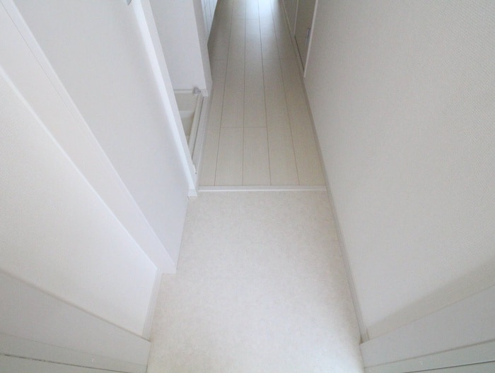 廊下 リブリ・芦原通