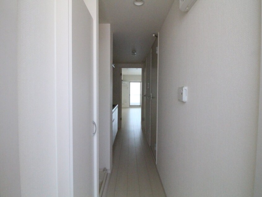 廊下 リブリ・芦原通