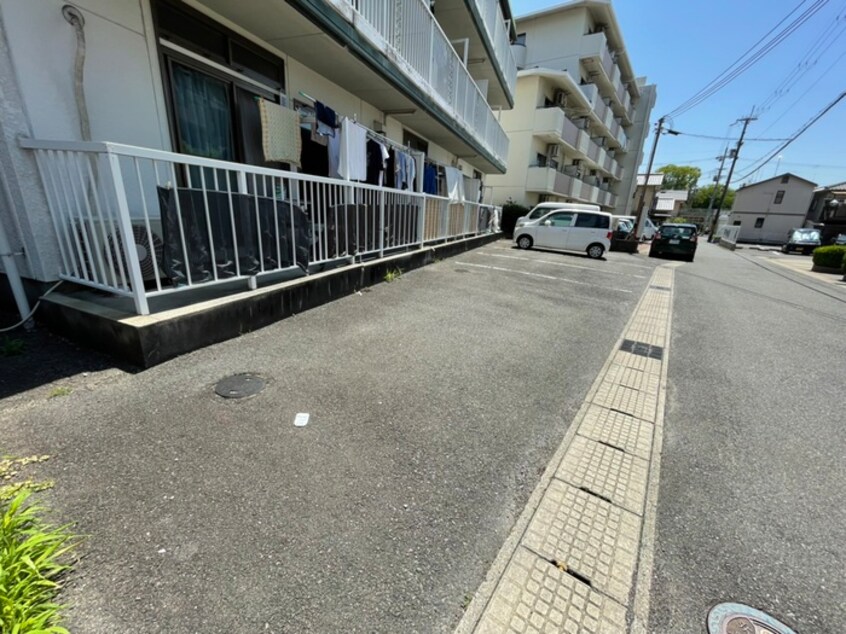 駐車場 マンション幸Ｃ棟