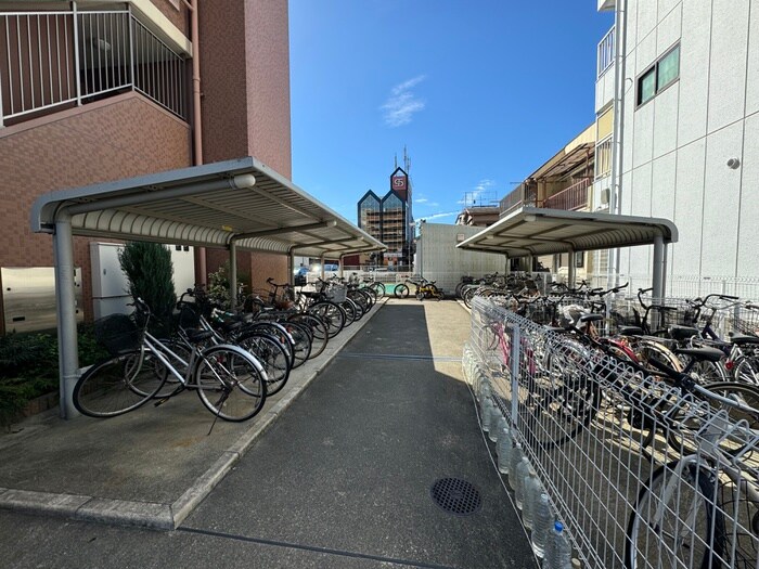 駐輪場 フットマ－ク清水