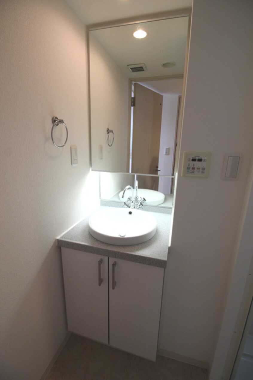 洗面 LUMINOUS新大阪