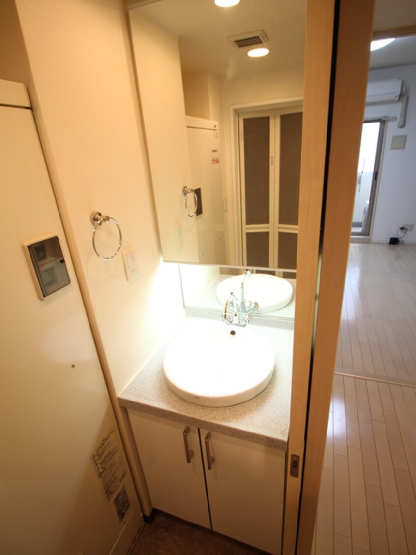 洗面 LUMINOUS新大阪