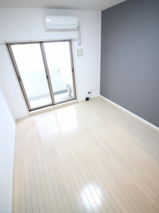 居室 LUMINOUS新大阪