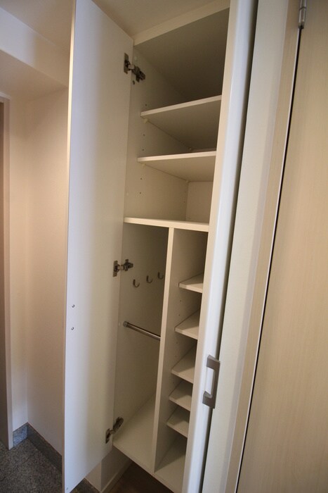 靴箱 LUMINOUS新大阪