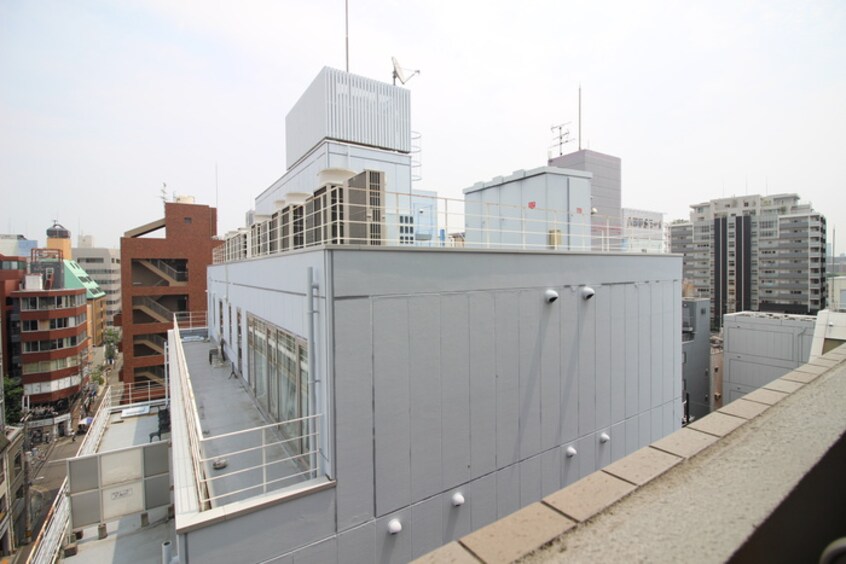 室内からの展望 LUMINOUS新大阪