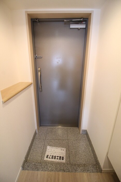 玄関 LUMINOUS新大阪