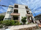 リノ逆瀬川の外観