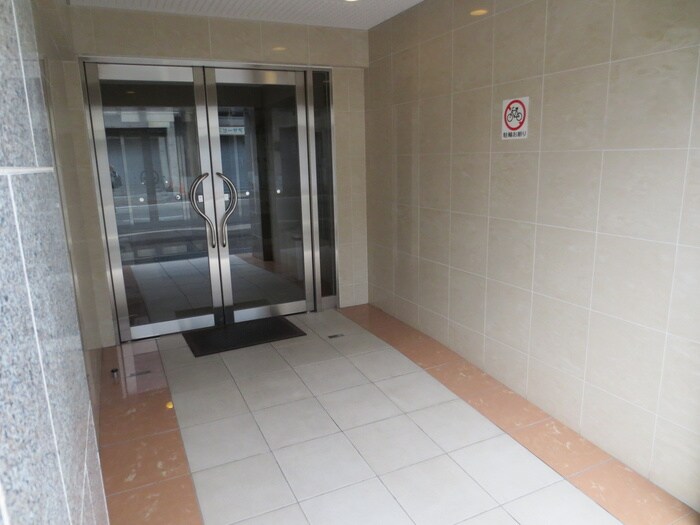 エントランス部分 アネシスコ－ト門口