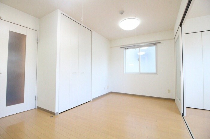 居室 アネシスコ－ト門口