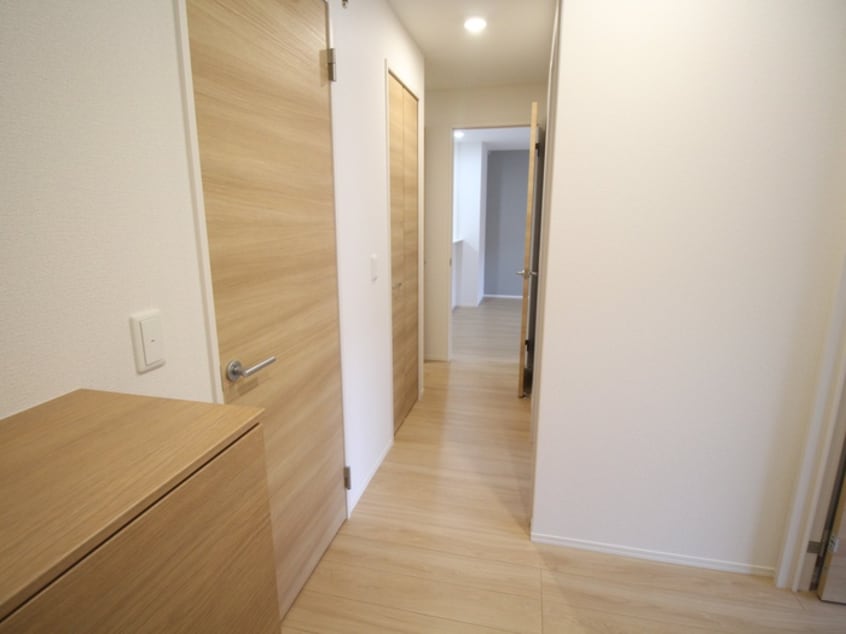 廊下 エイティー千里山田