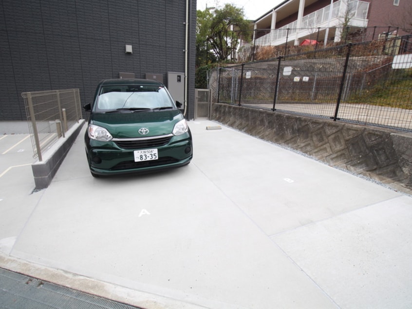 駐車場 エイティー千里山田