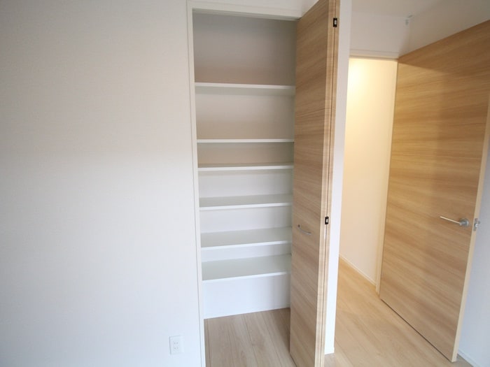 収納 エイティー千里山田