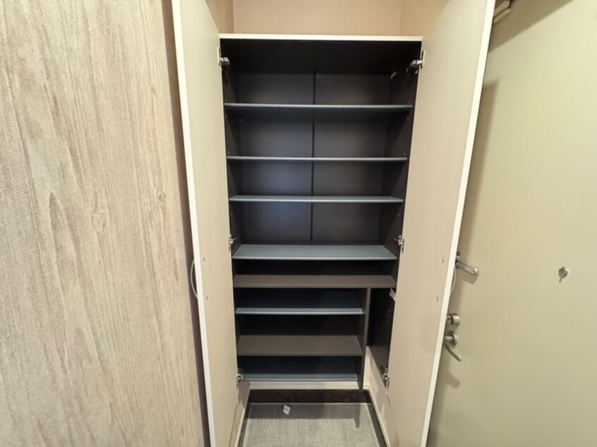 靴箱 ルナピエーナ　Ｂ棟