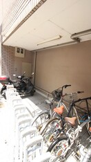 駐輪場 グレースサカエ