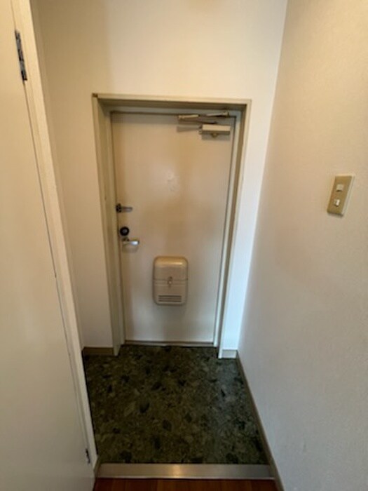 玄関 アドラブール古川橋