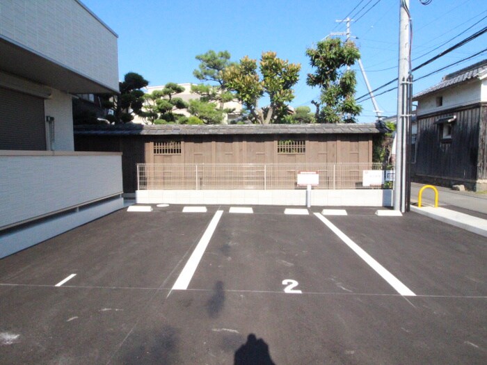 駐車場 アラモード寺田