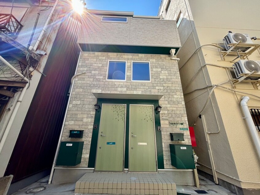 外観写真 エル・サッスーン桜町