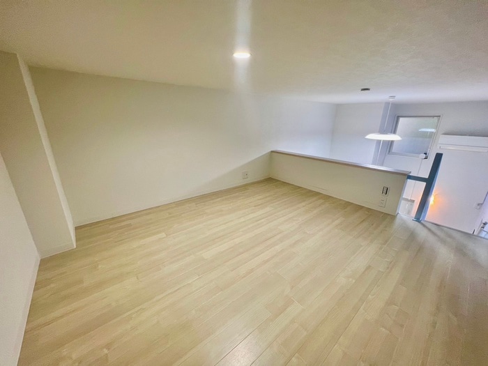 ロフト エル・サッスーン桜町