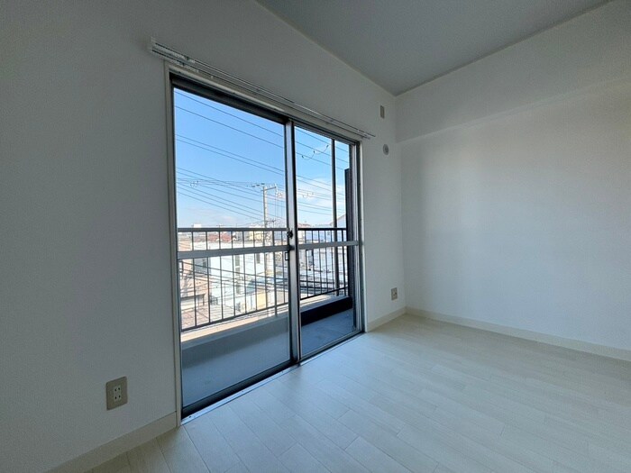 居室 松栄大正ハイツ