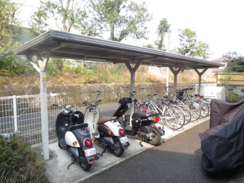 駐輪場 エムアイキャッスル