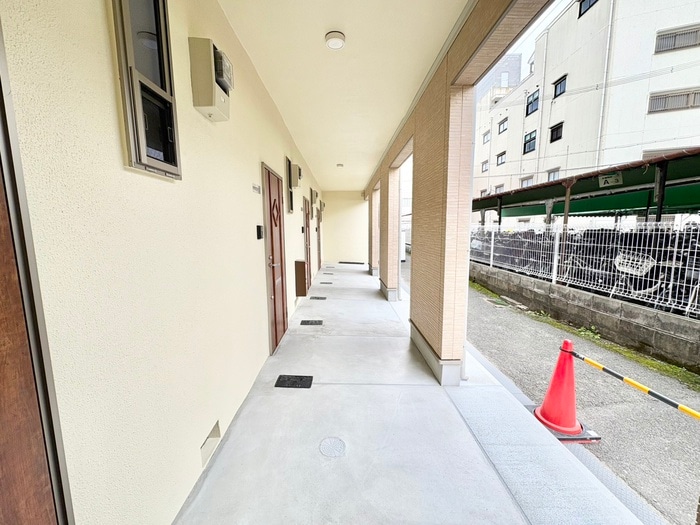 エントランス部分 サンハイム八坂