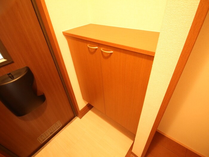 靴箱 サンクレ－ル志紀