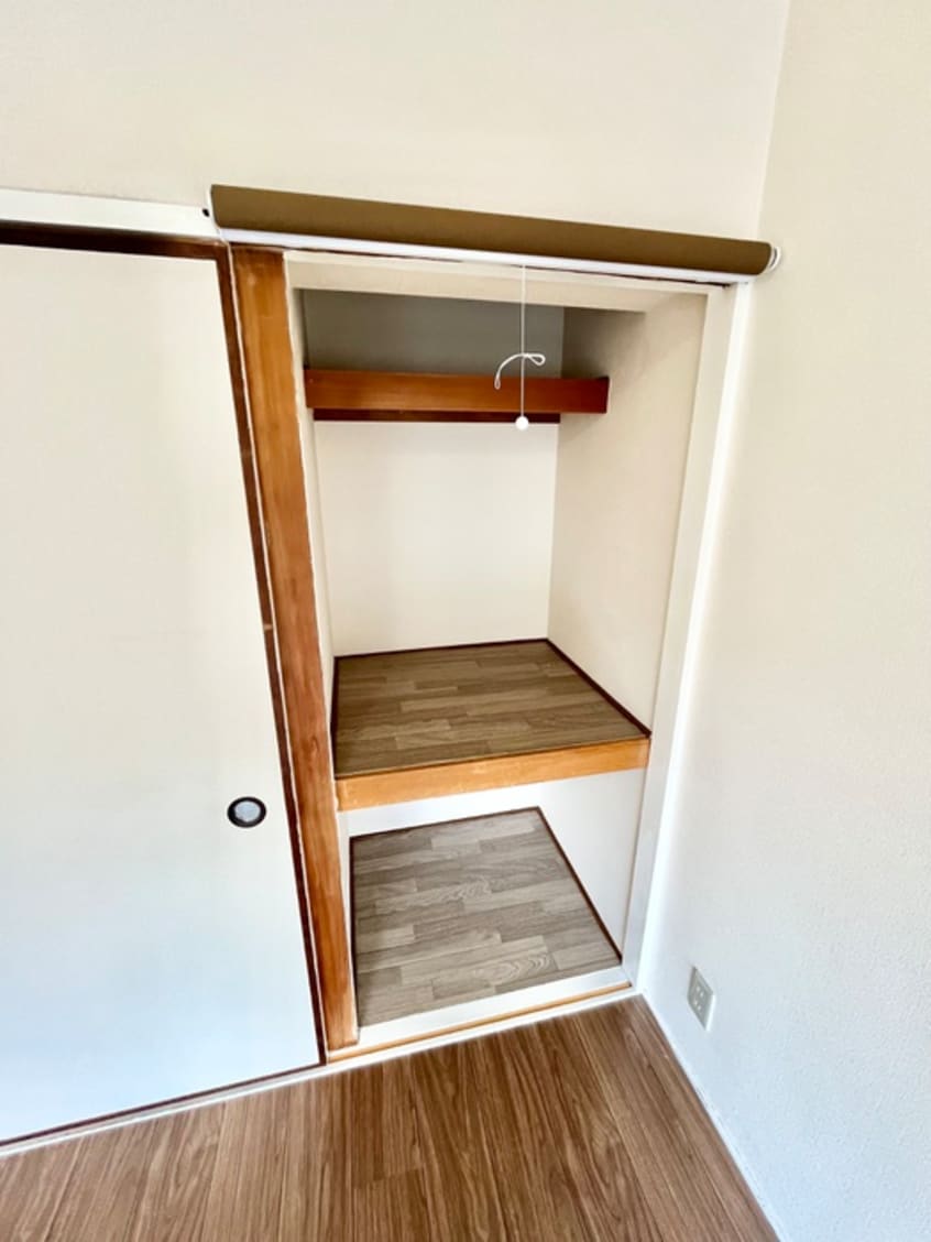 収納 アム－ル石橋