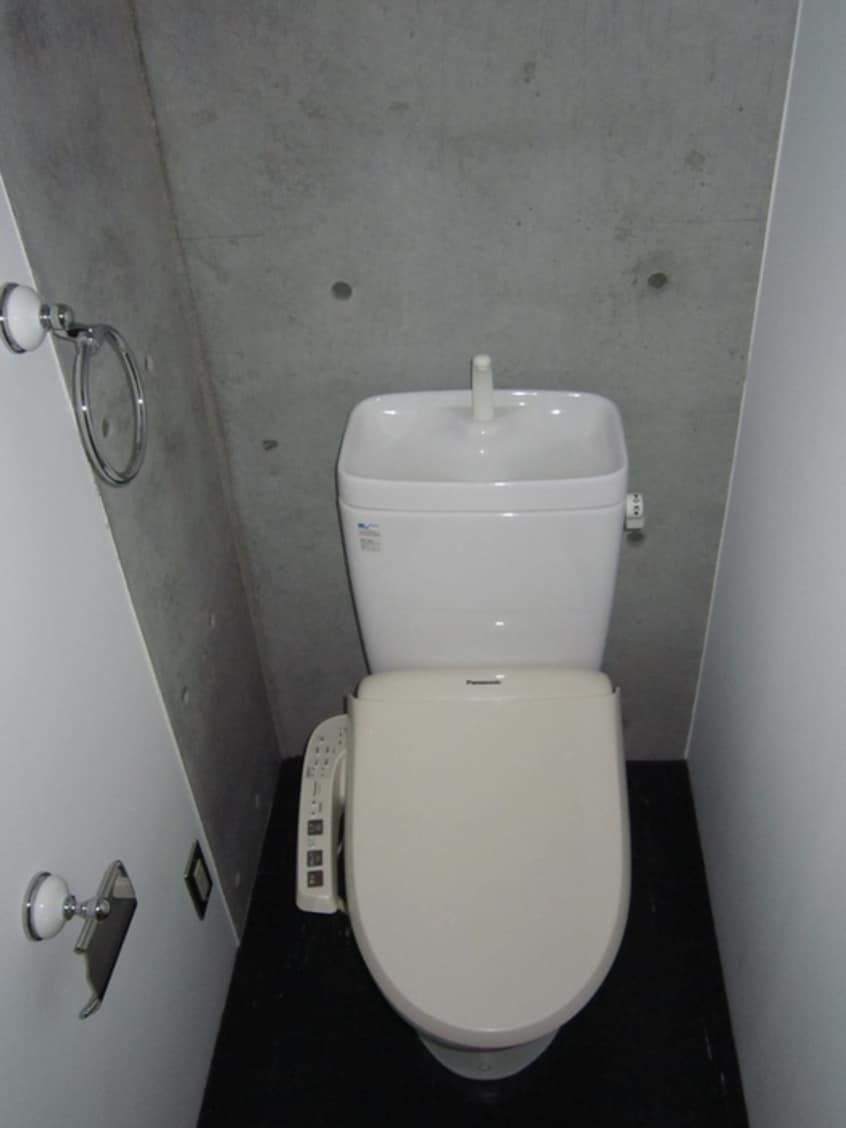 トイレ スリ－ゼ城