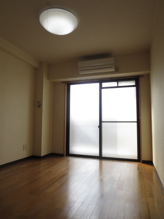 居室 アミティ北白川