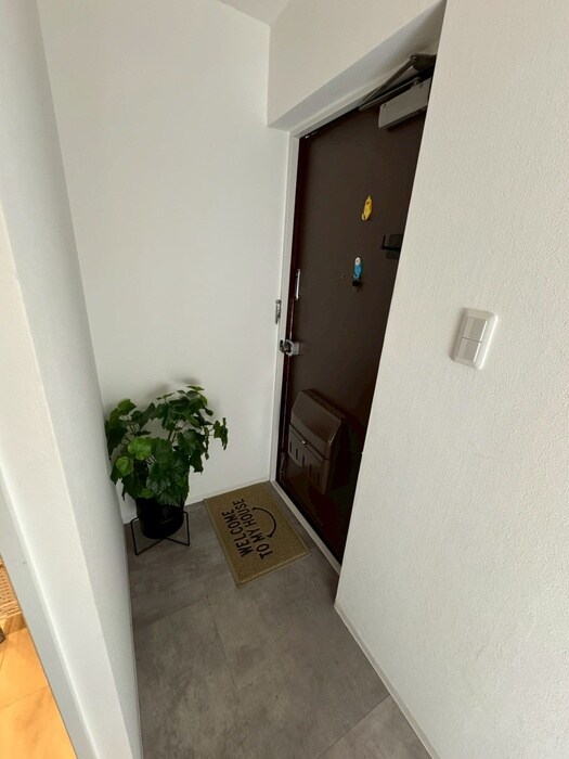 玄関 ニューライフ岡本(102)