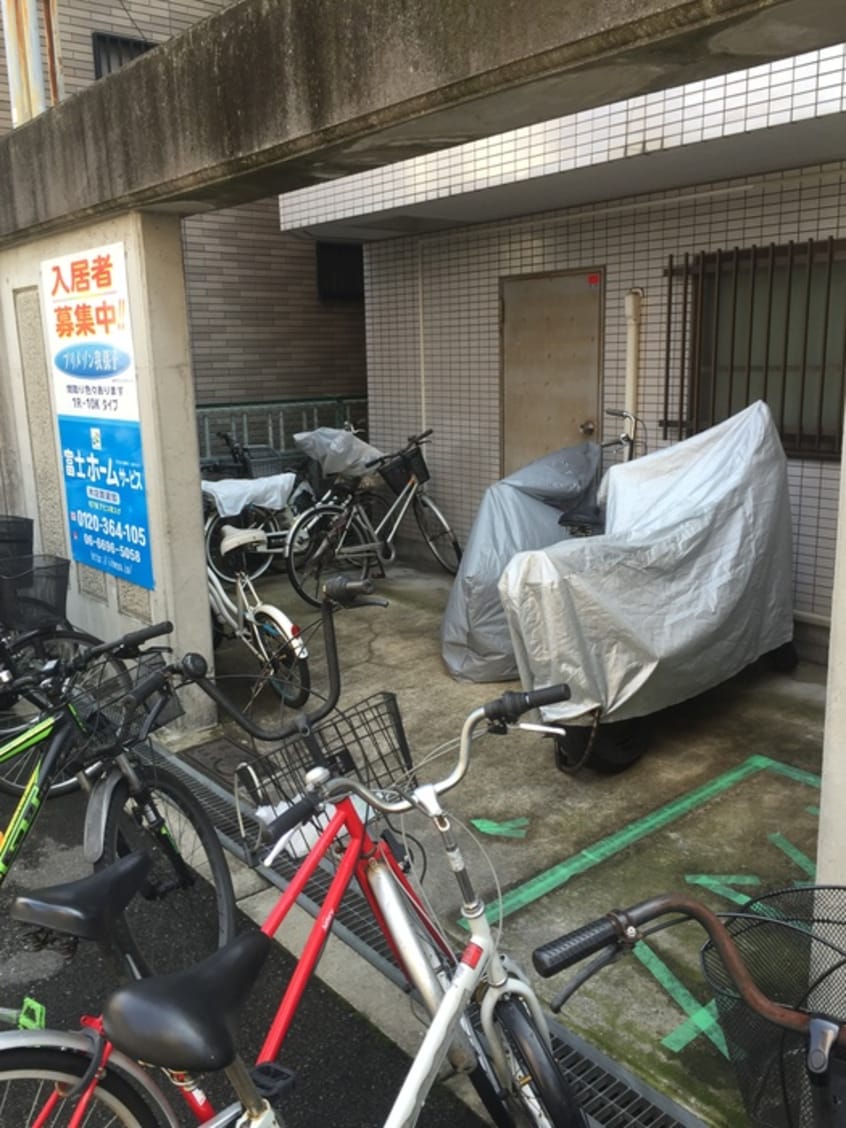 駐輪場 プリメゾンアビコ
