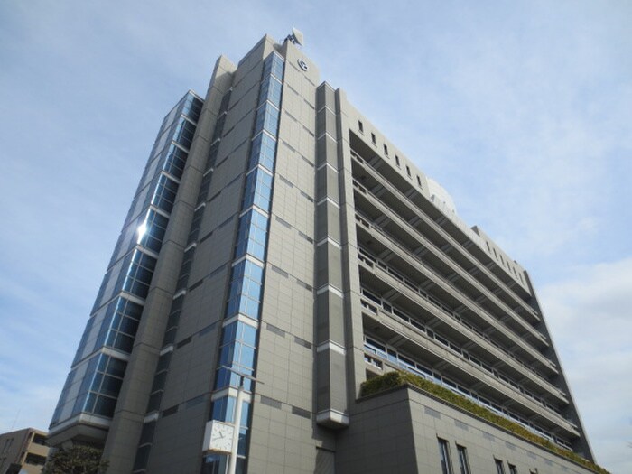 八尾市役所(役所)まで676m パークメゾンカーム