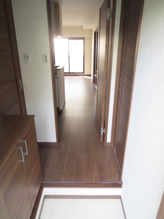 玄関 アニマーレ出来島ステーション