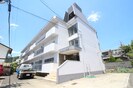 日新ハウスの外観
