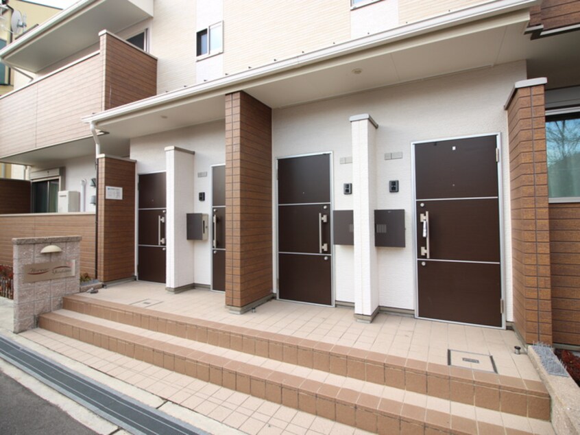 エントランス部分 Florear Yoshino