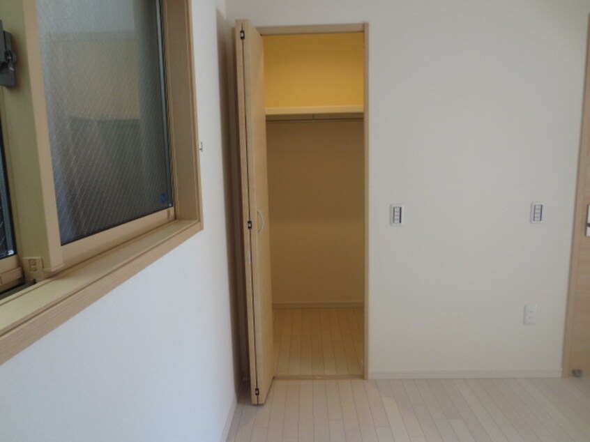 収納 Florear Yoshino