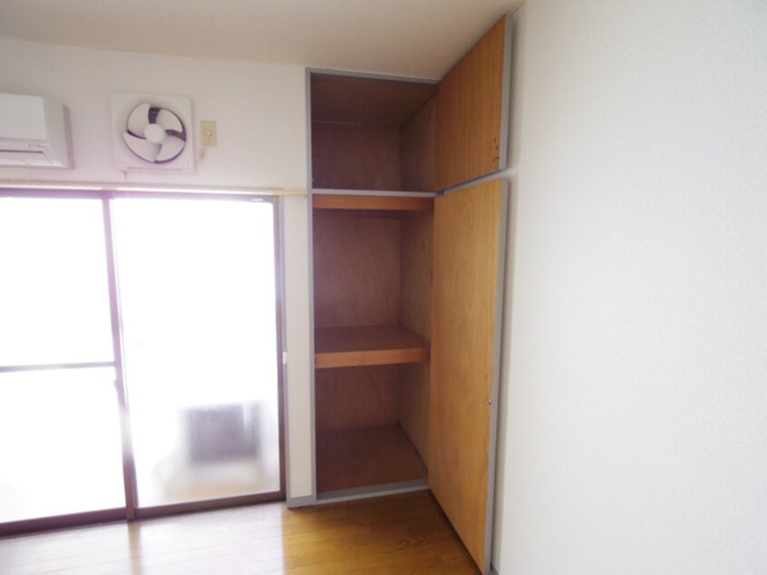 収納 エスポワ－ル桃山