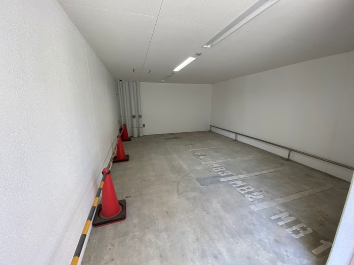 駐輪場 エステムコート新梅田(203)