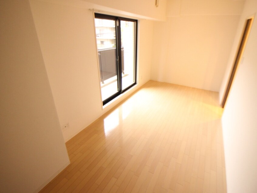 居室 ア－イ塚口