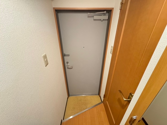 玄関 ブレスコート新金岡　Ⅴ号館