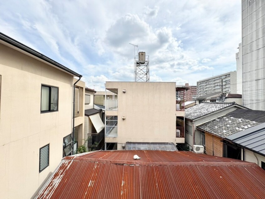 室内からの展望 メナー西院