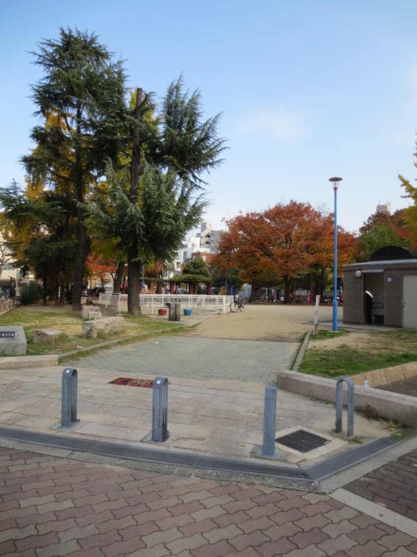 東小橋北公園(公園)まで200m サンタ　バーバラ