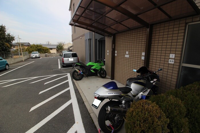 バイク置き場 ＩＴパレス　２１