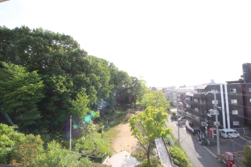 室内からの展望 プルミエールメゾン神戸西