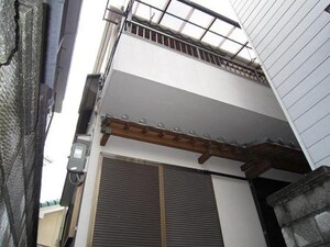 眞木貸家